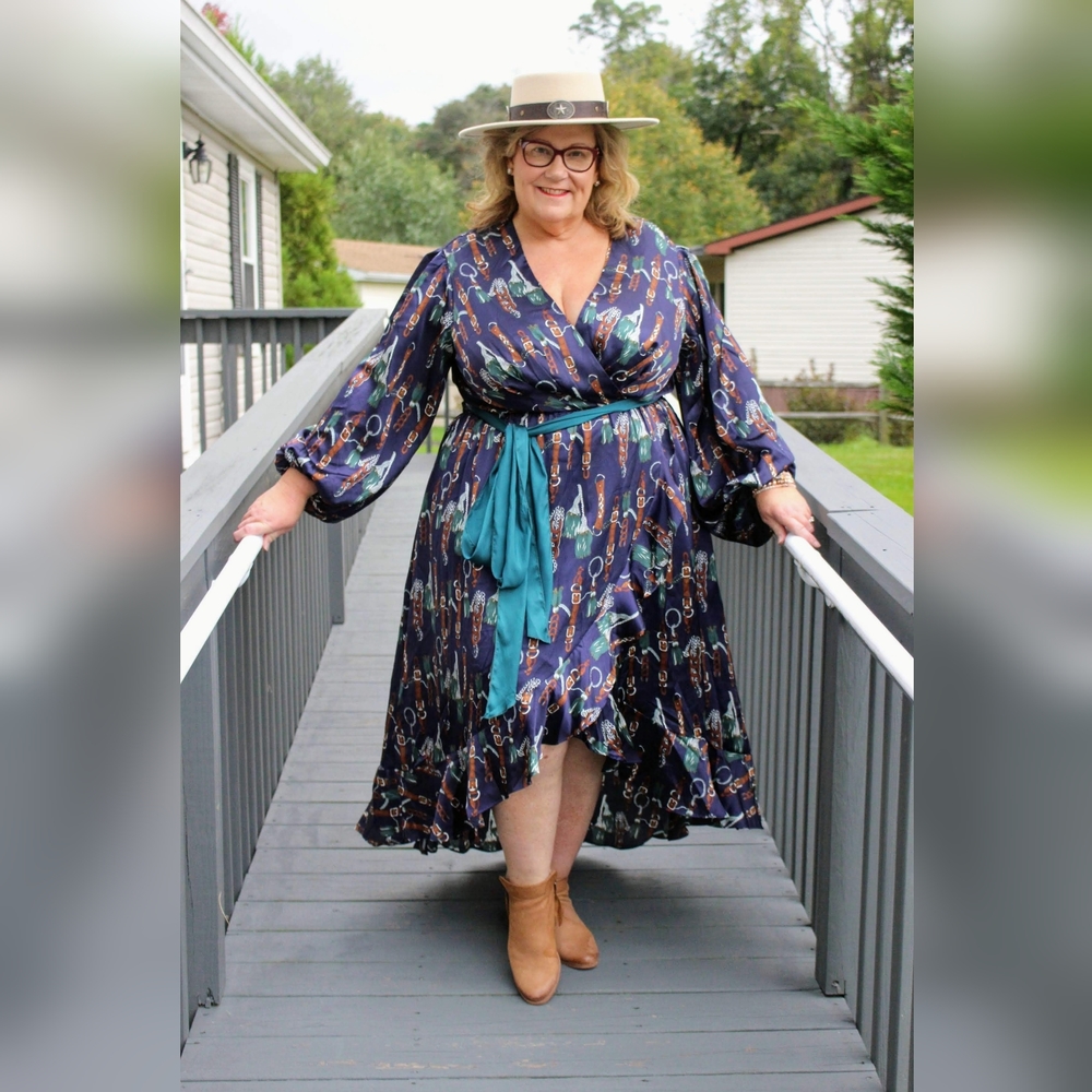 NEW NWOT CurvySense Plus Size Delphine Printed Hi-Low Navy Dress Size 3XL - Picture 6 of 7